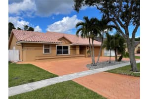 1479 NW 161st Ave, Pembroke Pines, FL 33028, Sold 08/08/22