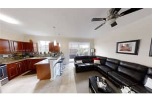 1019 NW 102 Pl, Miami, FL 33172, Sold 09/15/22
