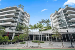 801 South Pointe Dr, Miami Beach, FL 33139, Sold 11/15/22
