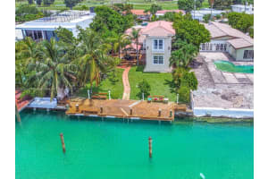 760 S Shore Dr, Miami Beach, FL 33141, Sold 09/11/22