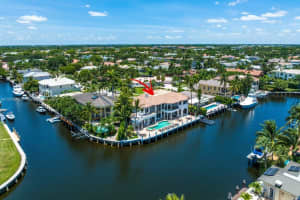 7300 Ne Bay Cove Ct Boca Raton, FL 33487 - Off Market