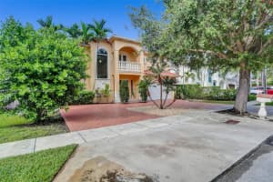 9122 NW 177th Terrace, Hialeah, FL 33018, Sold 10/21/22