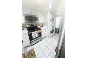 1072 NW 123rd Ct #807, Miami, FL 33182, Sold 09/19/22