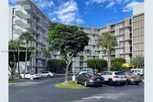 3475 N Country Club Dr, Miami, FL 33180, Sold 09/29/22