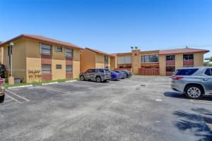 10801 NW 7th St 1 24, Miami, FL 33172, Sold 09/23/22