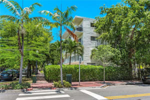 301 Michigan Ave APT 305, Miami Beach, FL 33139, Sold 09/15/22