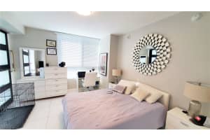 90 SW 3rd St APT 1607, Miami, FL 33130, Sold 08/12/22