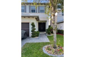 10435 NW 69th Terrace, Doral, FL 33178, Sold 11/28/22
