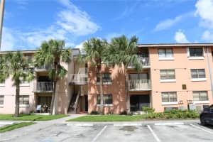 7195 NW 179th St APT 105, Hialeah, FL 33015, Sold 08/03/22