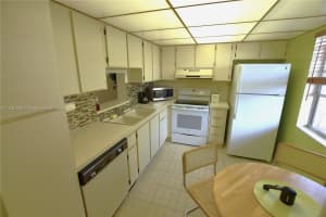 401 SE 3rd St APT 307, Dania Beach, FL 33004, Sold 09/27/22