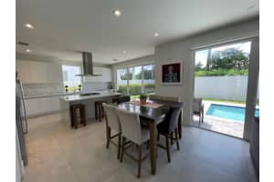 7430 NW 98th Ct, Doral, FL 33178, Sold 09/21/22