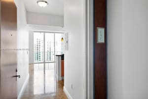 186 SE 12th Terrace APT 2302, Miami, FL 33131, Sold 08/31/22