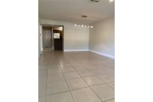 6175 NW 186th St APT 102, Hialeah, FL 33015, Sold 08/16/22