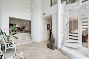 1922 NE 119th Rd, North Miami, FL 33181, Sold 01/20/23