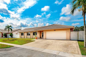 13332 NW 8th Ct, Sunrise, FL 33325, Sold 08/02/22