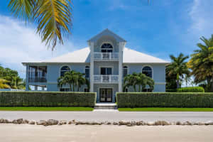 288 South Dr, Islamorada, FL 33036, Sold 08/25/22