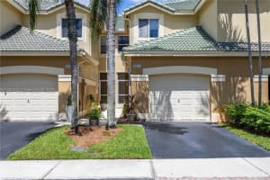 2421 Pasadena Way, Weston, FL 33327, Sold 08/10/22