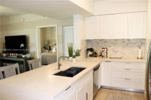 7270 N Kendall Dr, Miami, FL 33156, Sold 09/26/22