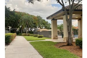 1208 Falls Blvd, Weston, FL 33327, Sold 09/08/22