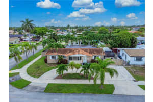 17500 NW 85th Ave, Hialeah, FL 33015, Sold 12/02/22