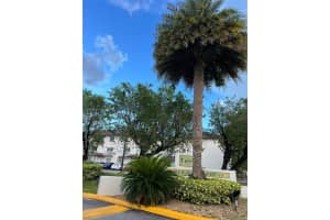 950 SW 104th Ct, Miami, FL 33174, Sold 10/01/22