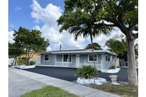 4401 SW 21st St, Fort Lauderdale, FL 33317, Sold 08/25/22