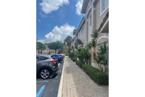5773 NW 116th Ave APT 104, Doral, FL 33178, Sold 08/25/22