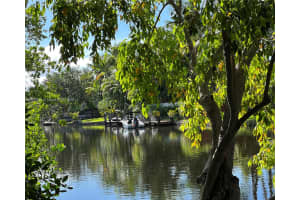 2918 NE 8th Terrace APT 103, Wilton Manors, FL 33334, Sold 10/21/22