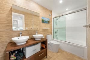 2301 Collins Ave APT 1632, Miami Beach, FL 33139, Sold 10/11/22