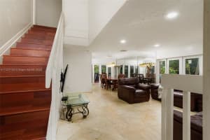 18830 NW 78th Pl, Hialeah, FL 33015, Sold 09/28/22