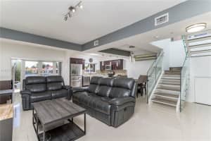 8322 NW 191st Ln #8r, Hialeah, FL 33015, Sold 10/07/22