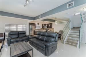 8322 NW 191st Ln #8r, Hialeah, FL 33015, Sold 10/07/22
