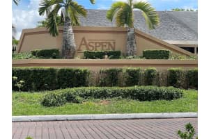 6720 NW 188th Terrace, Hialeah, FL 33015, Sold 08/31/22