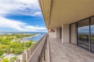 2901 S Bayshore Dr #12a, Miami, FL 33133, Sold 08/19/22