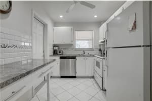 501 Blue Heron Dr 315 a, Hallandale Beach, FL 33009, Sold 08/26/22