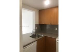 494 NW 165th St c 608, Miami, FL 33169, Sold 08/05/22