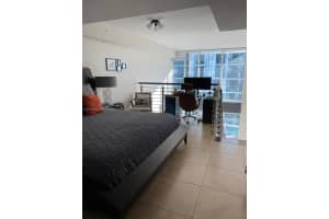41 SE 5th St APT 1006, Miami, FL 33131, Sold 09/22/22