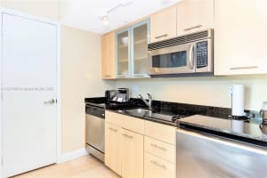 2670 E Sunrise Blvd #802, Fort Lauderdale, FL 33304, Sold 11/30/22