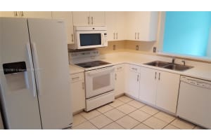 2213 Salerno Cir, Weston, FL 33327, Sold 07/29/22