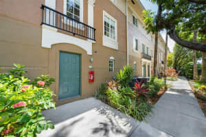 2971 NE 185th St APT 1905, Aventura, FL 33180, Sold 12/30/22