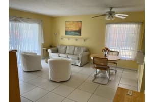 17500 NW 68th Ave APT D1001, Hialeah, FL 33015, Sold 08/04/22