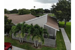 518 Woodgate Cir, Sunrise, FL 33326, Sold 08/12/22