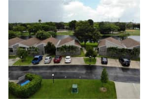 518 Woodgate Cir, Sunrise, FL 33326, Sold 08/12/22