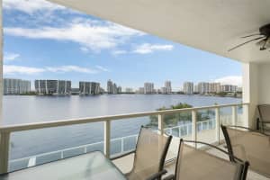 18100 N Bay Rd #404, Sunny Isles Beach, FL 33160, Sold 09/09/22
