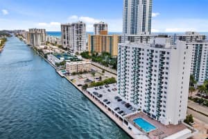 3000 S Ocean Dr APT 214, Hollywood, FL 33019, Sold 05/20/24