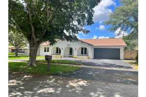 10216 SW 49th Pl, Cooper City, FL 33328, Sold 11/21/22
