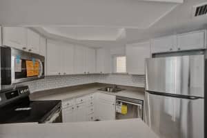 8343 Lake Dr APT 205, Doral, FL 33166, Sold 08/26/22