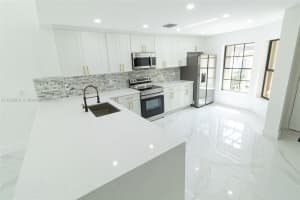 10296 SW 137th Ct, Miami, FL 33186, Sold 08/16/22