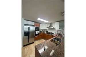 170 SE 14th St #1802, Miami, FL 33131, Sold 08/10/22