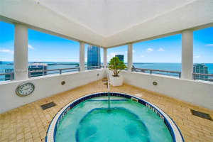 60 SW 13th St #4605, Miami, FL 33130, Sold 08/31/22
